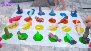 4K Cute Teen Lesbian Anal Twister Sex Party | Anal orgasm | Huge Dildos | Squirting | REAL CUM - Video Porno Gratuite HD | Skiny Miss