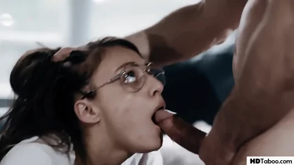 PURE TABOO Virgin And Religious Teen With Urges Does It Anally With The Priest - Vidéo premium HD - Teen | Skiny Miss