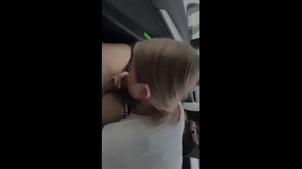 Petite Teen Cutie Gives Head In A Tesla - Video Porno Gratuite HD | Jeux de Rue