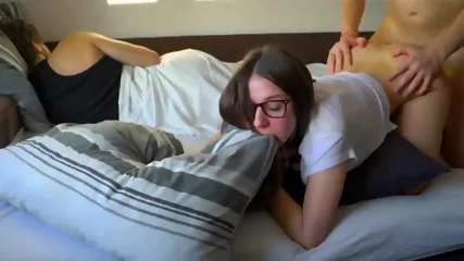 She Cheats On Her BF, I Suck And Fuck Until He Sees - Vidéo premium HD - Amateur | Skiny Miss