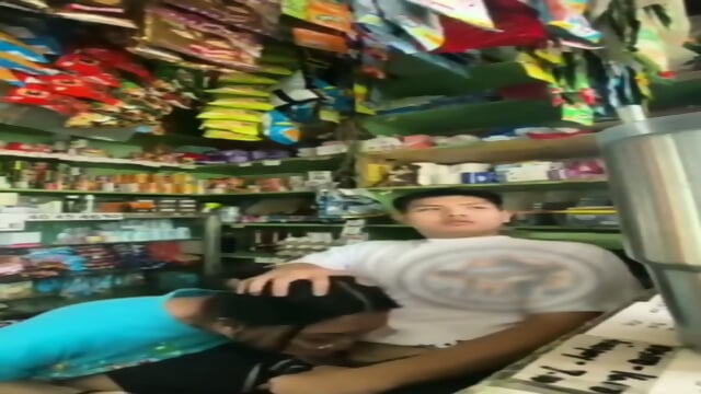 penjaga warung ajakin nyepong tante di embat Full Di - Free Anal HD Videos | Jeux de Rue