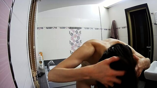 Stella Take A Bath In The Bathroom " Real Amateur Voyeur Scene - Voyeur - Videos en HD | Jeux de Rue