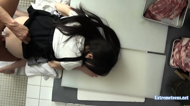 Skinny Fuyue Kotone Gets Rough Sex In Meat Processing Plant